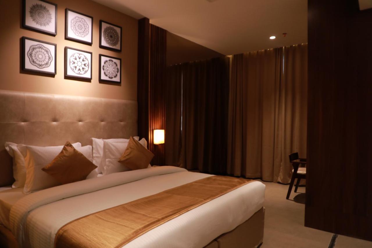 Magnet Hotel Kannur ภายนอก รูปภาพ