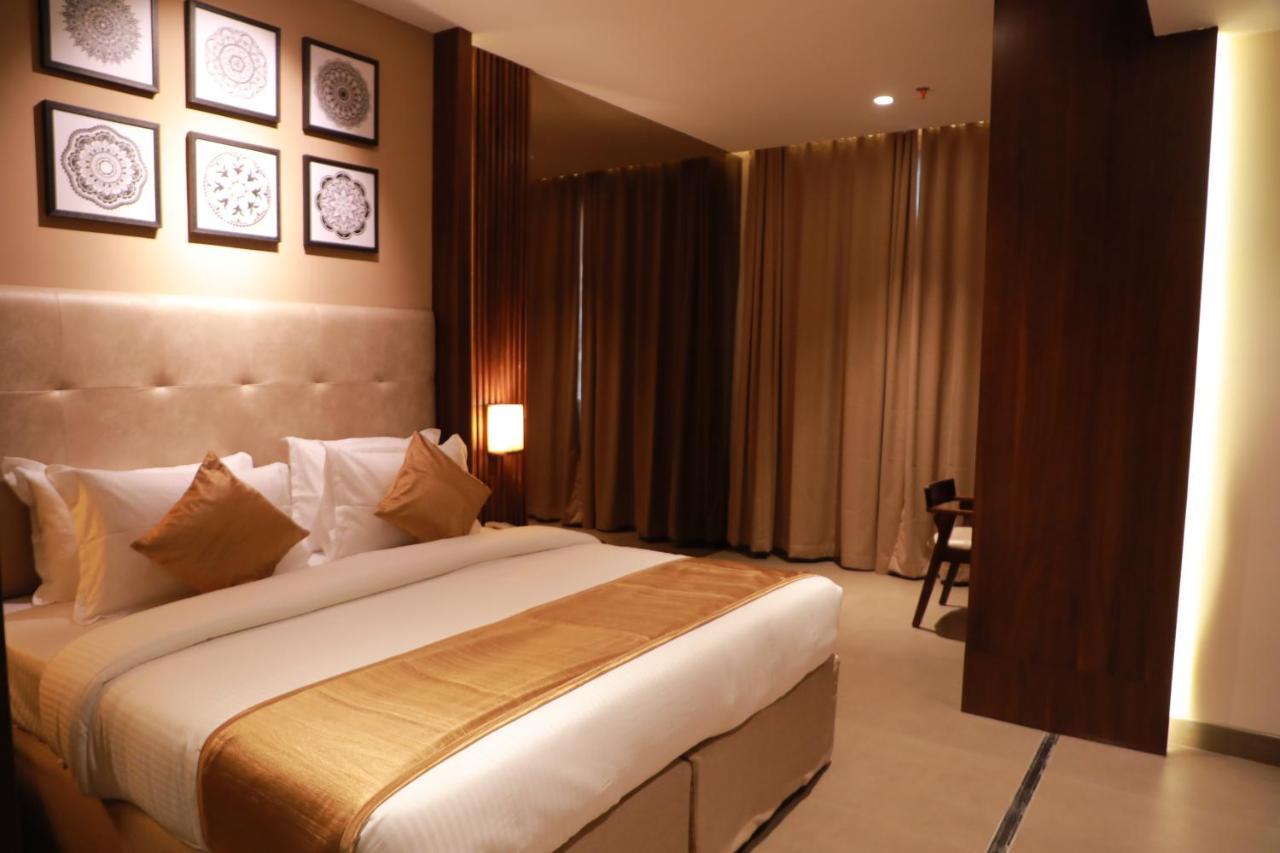 Magnet Hotel Kannur ภายนอก รูปภาพ