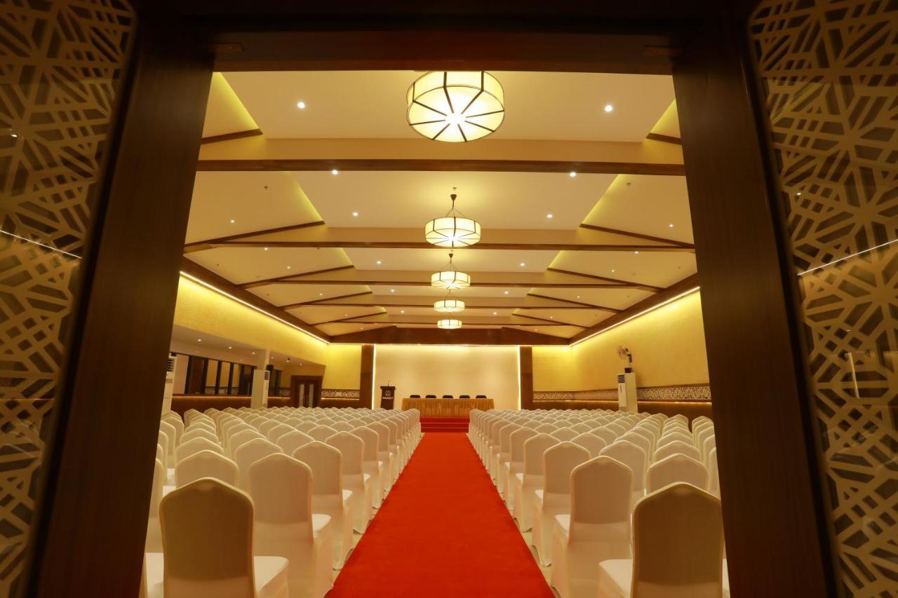 Magnet Hotel Kannur ภายนอก รูปภาพ