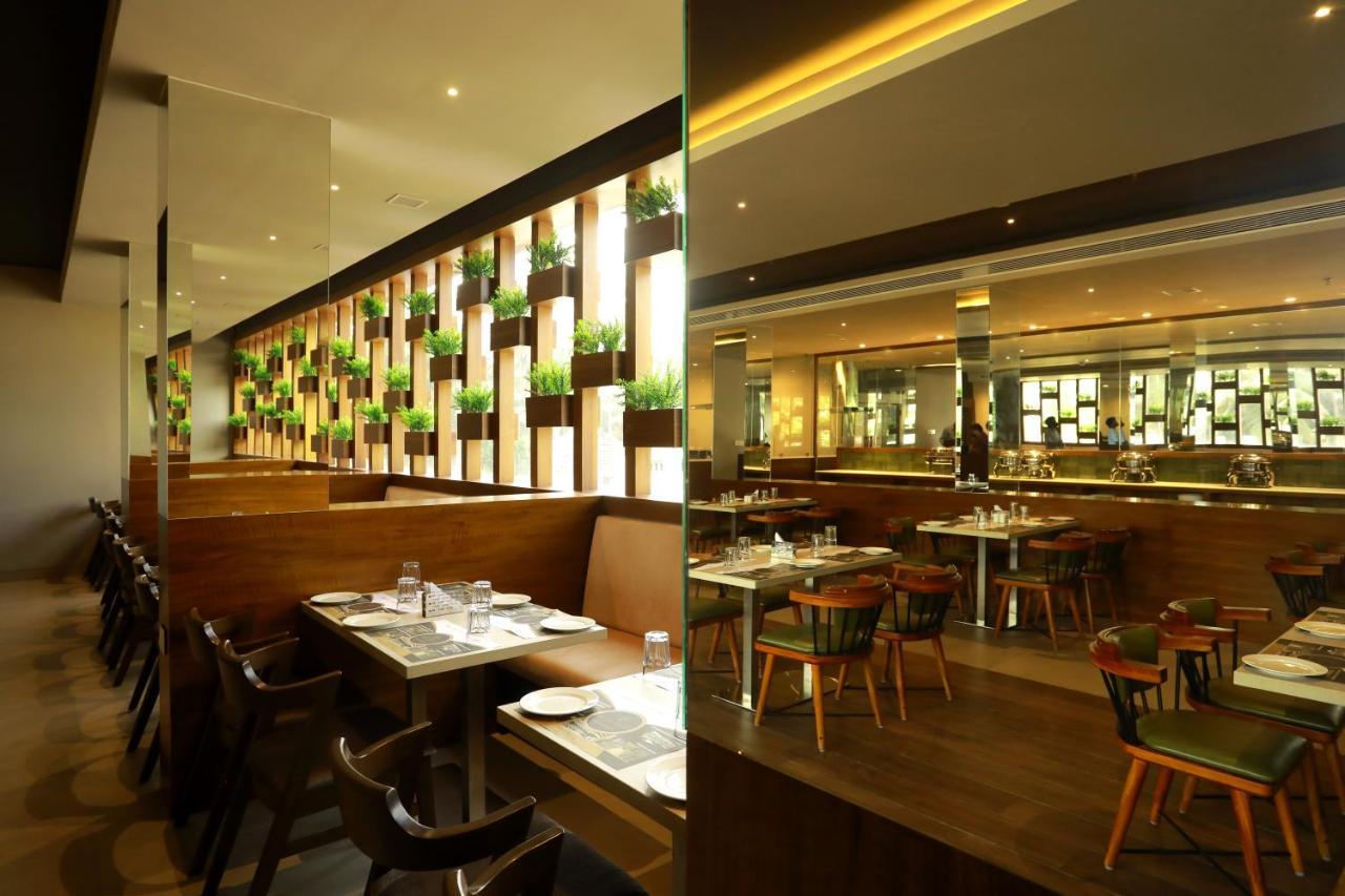 Magnet Hotel Kannur ภายนอก รูปภาพ