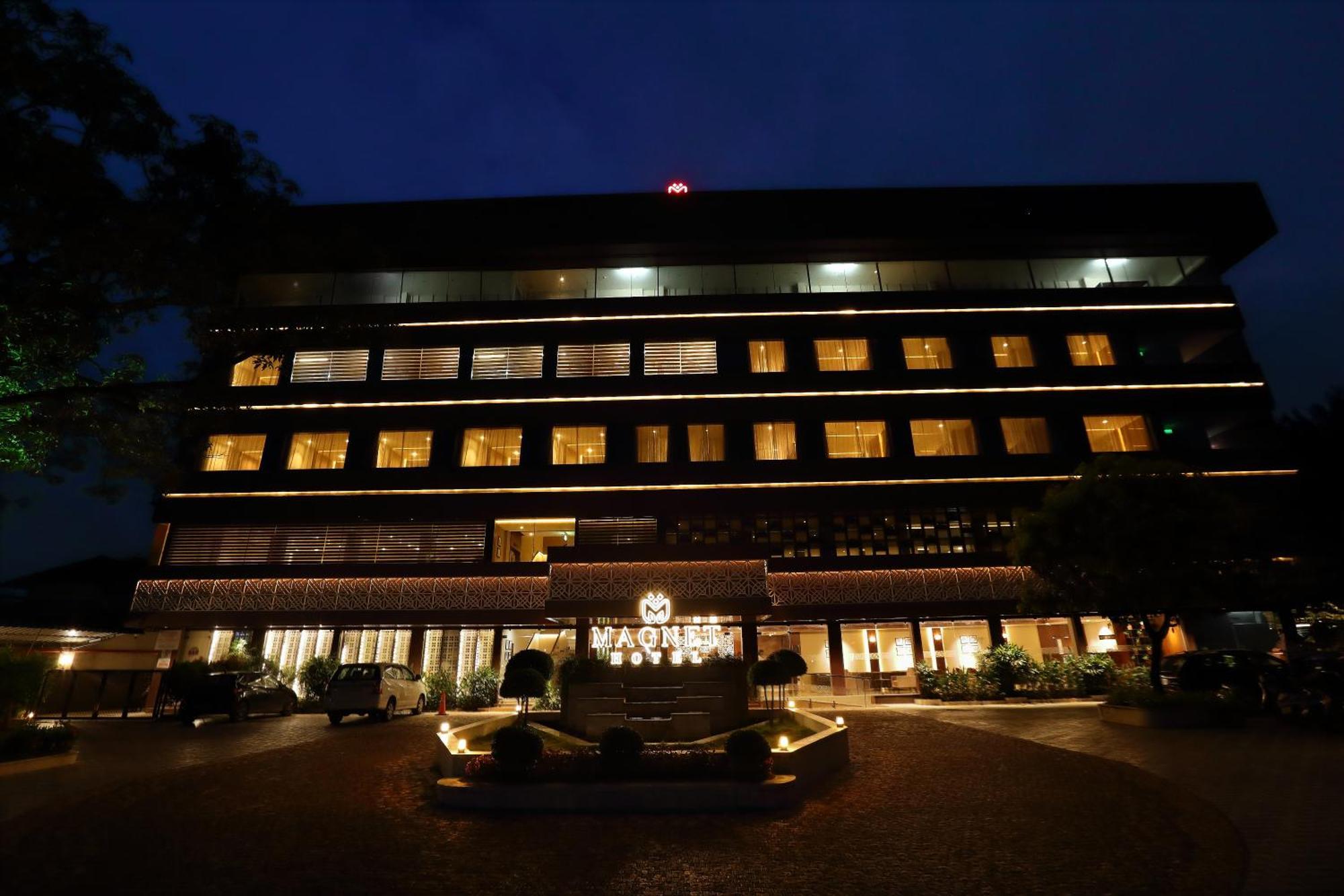 Magnet Hotel Kannur ภายนอก รูปภาพ