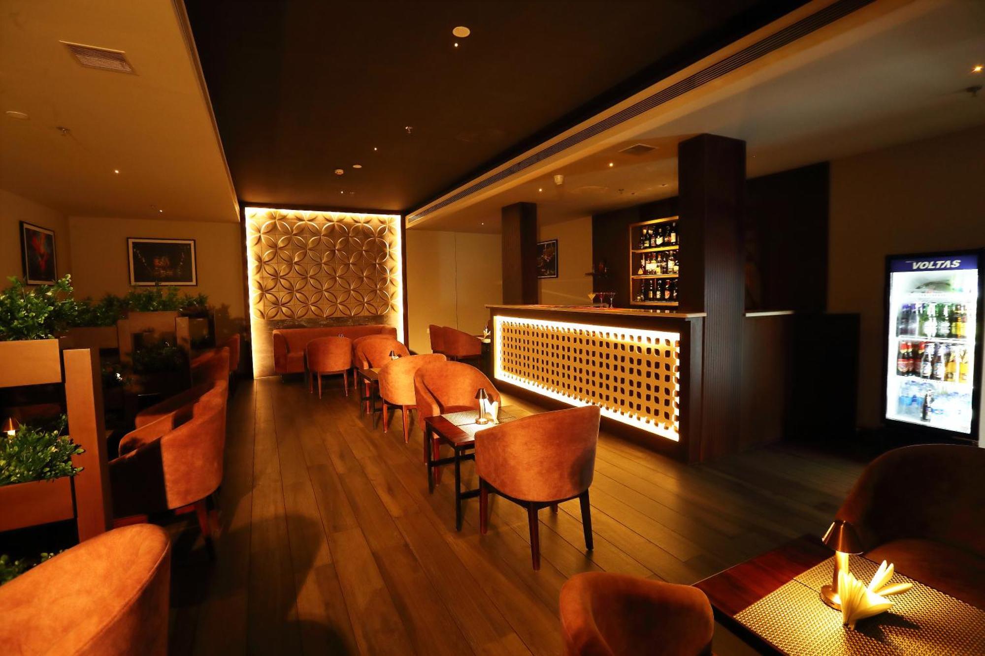 Magnet Hotel Kannur ภายนอก รูปภาพ