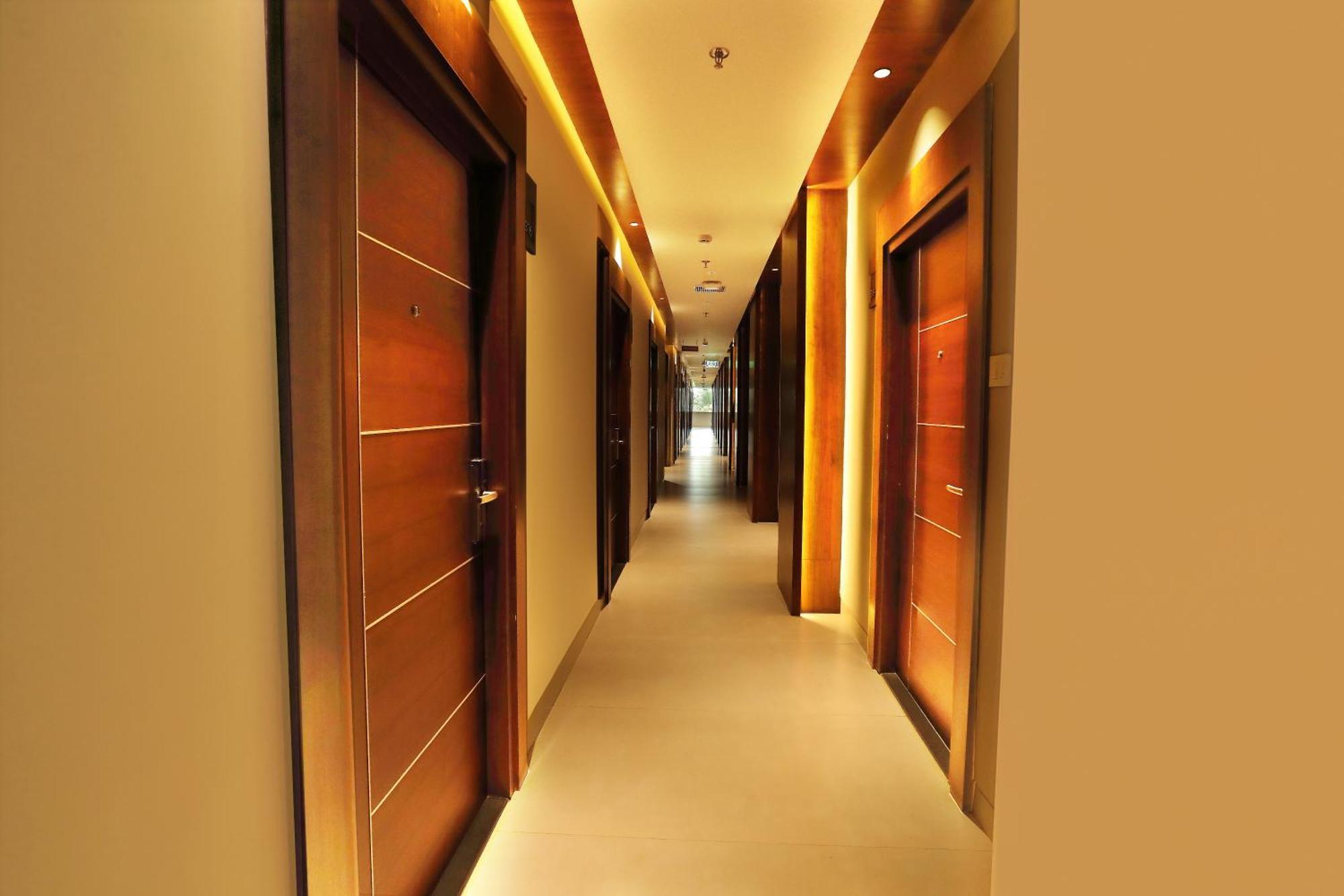 Magnet Hotel Kannur ภายนอก รูปภาพ
